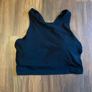 Athleta Conscious Crop